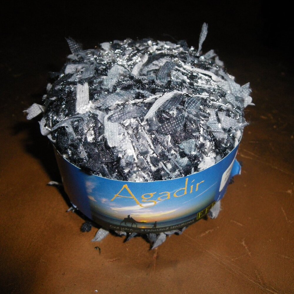 1 Ball Agadir Novelty Yarn - Color 10 Grays Balck Silver Combo - 98 yds.